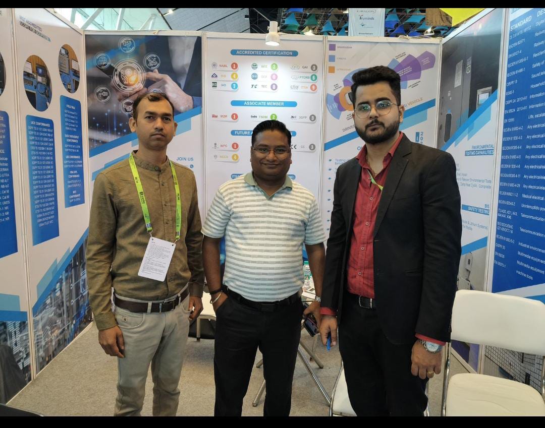 Mr Hemendra of Frog Cellsat visiting the Marquistech outlet at IMC 2022